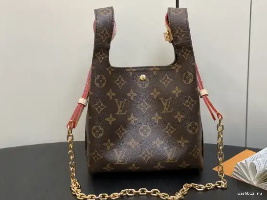 WIS LOUIS BB VUITTON Atlantis 0515